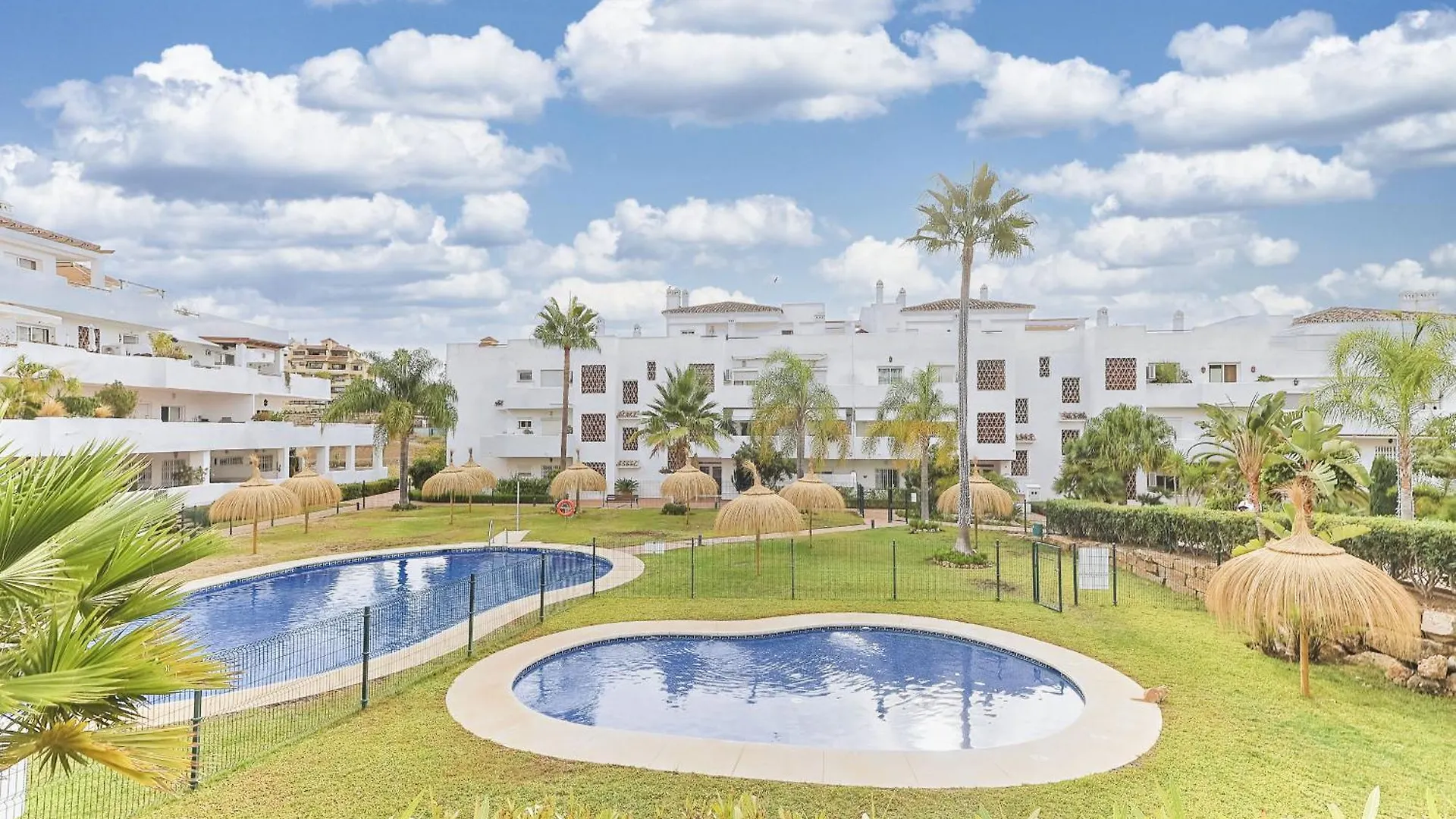 Penthouse Luny Apartment Estepona