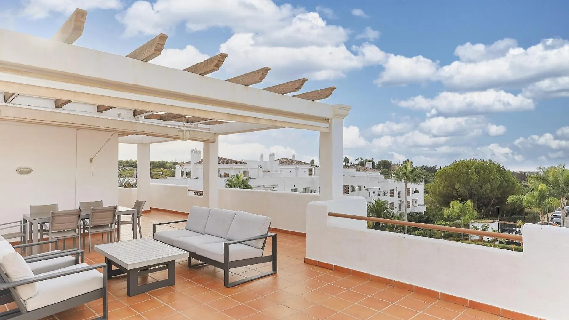 Penthouse Luny Apartment Estepona