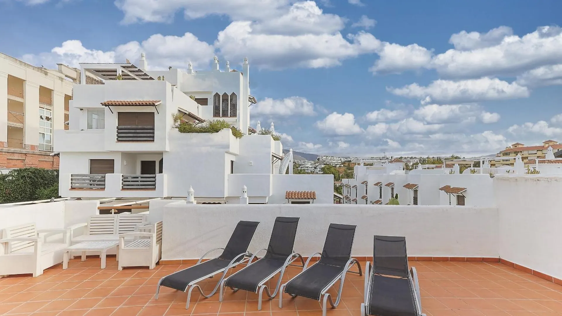 Penthouse Luny Apartment Estepona Spain