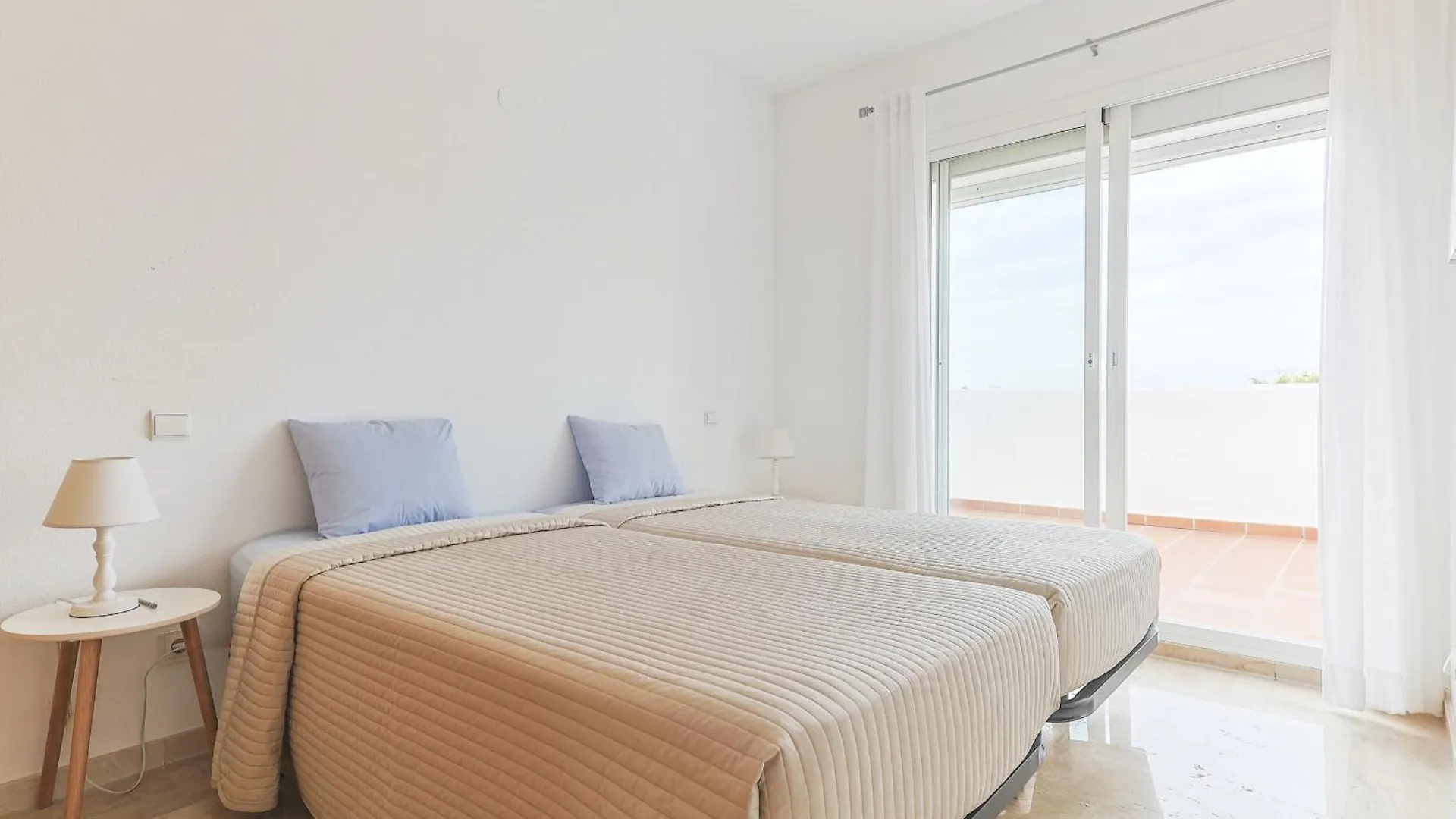 Penthouse Luny Apartment Estepona Spain
