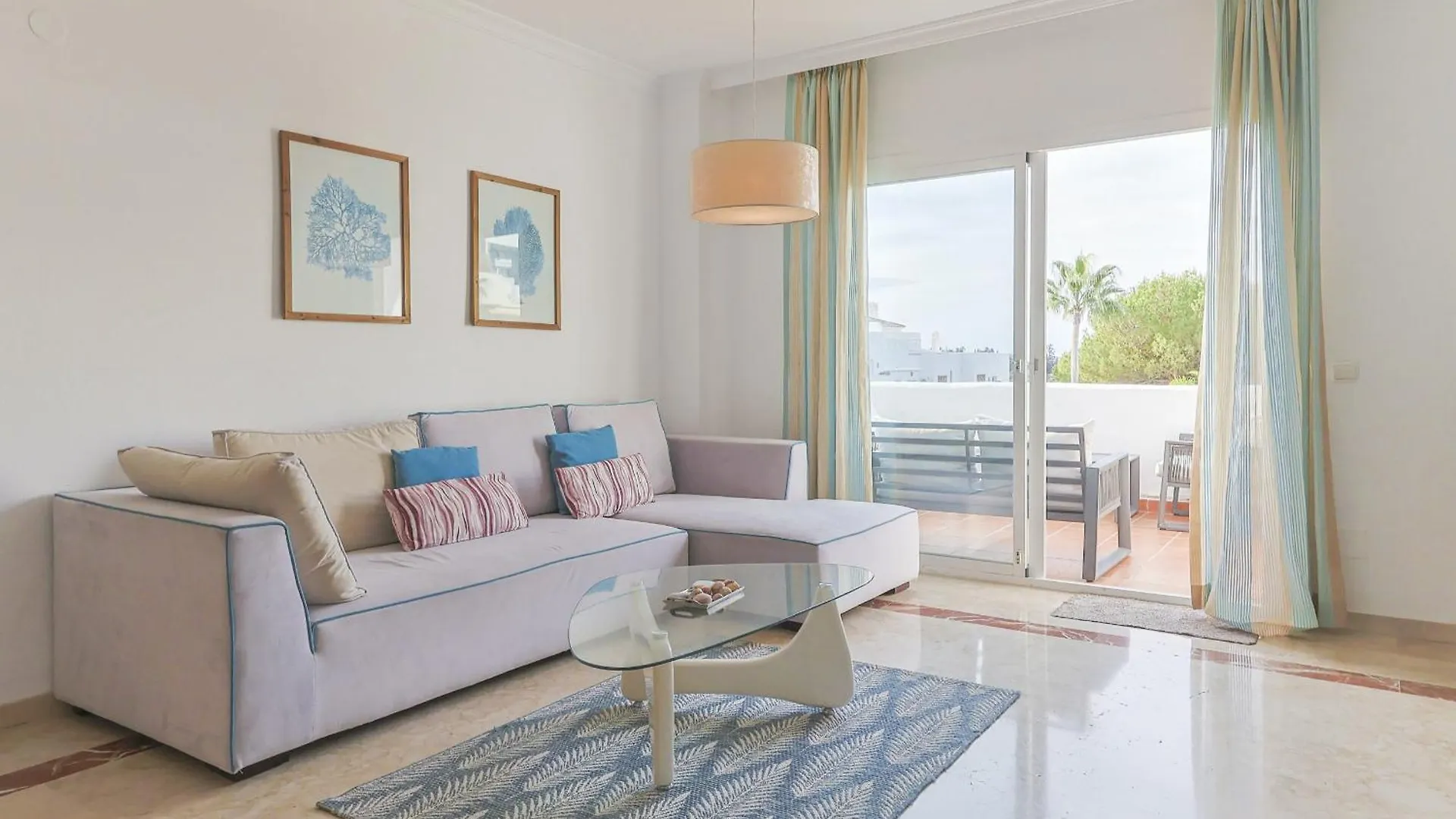 Penthouse Luny Apartment Estepona 0*,  Spain